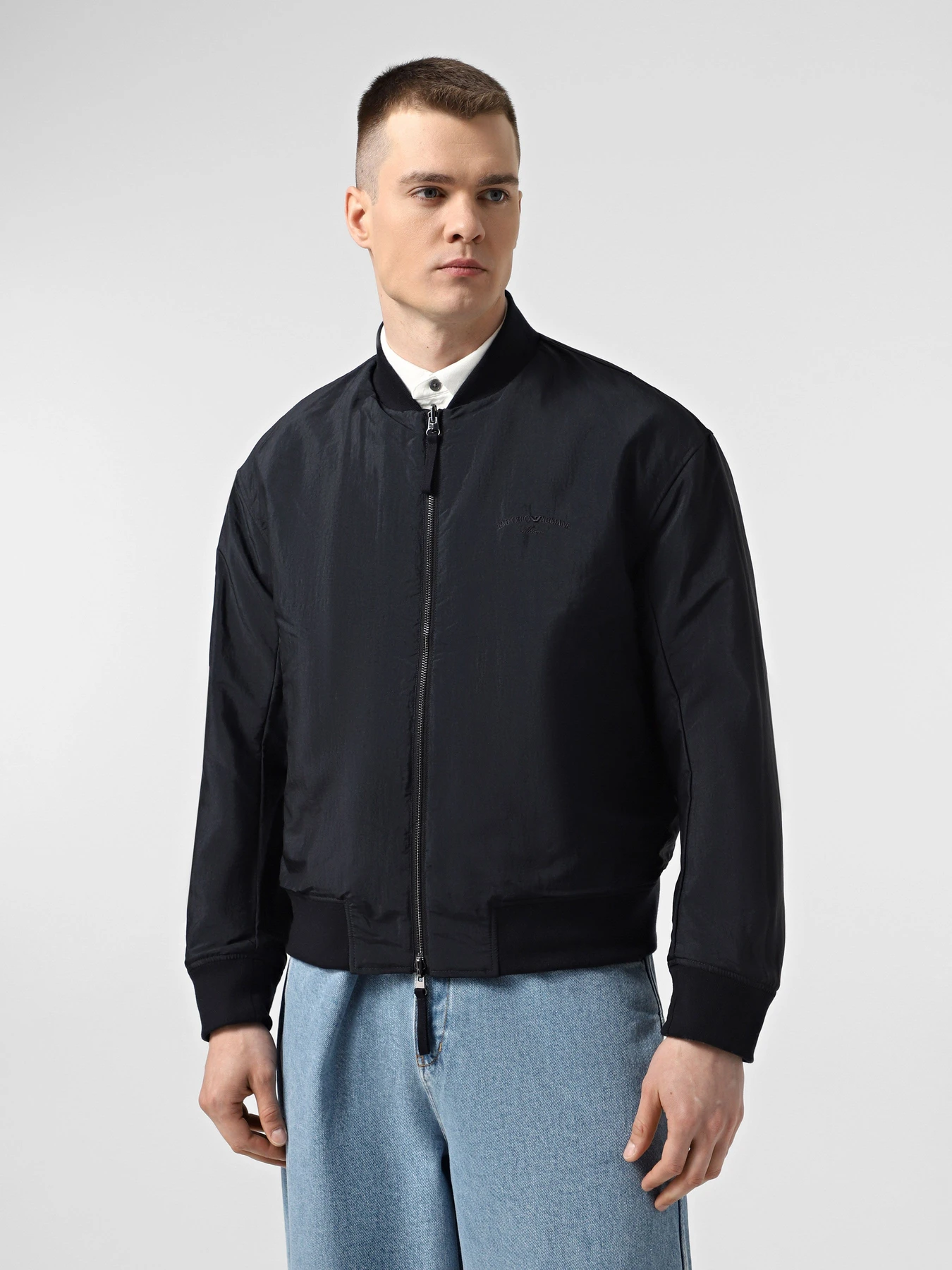Куртки та дублянки Emporio Armani модель EM001361-AF12938-UB118 Куртки та дублянки Emporio Armani модель EM001361-AF12938-UB118 Фото