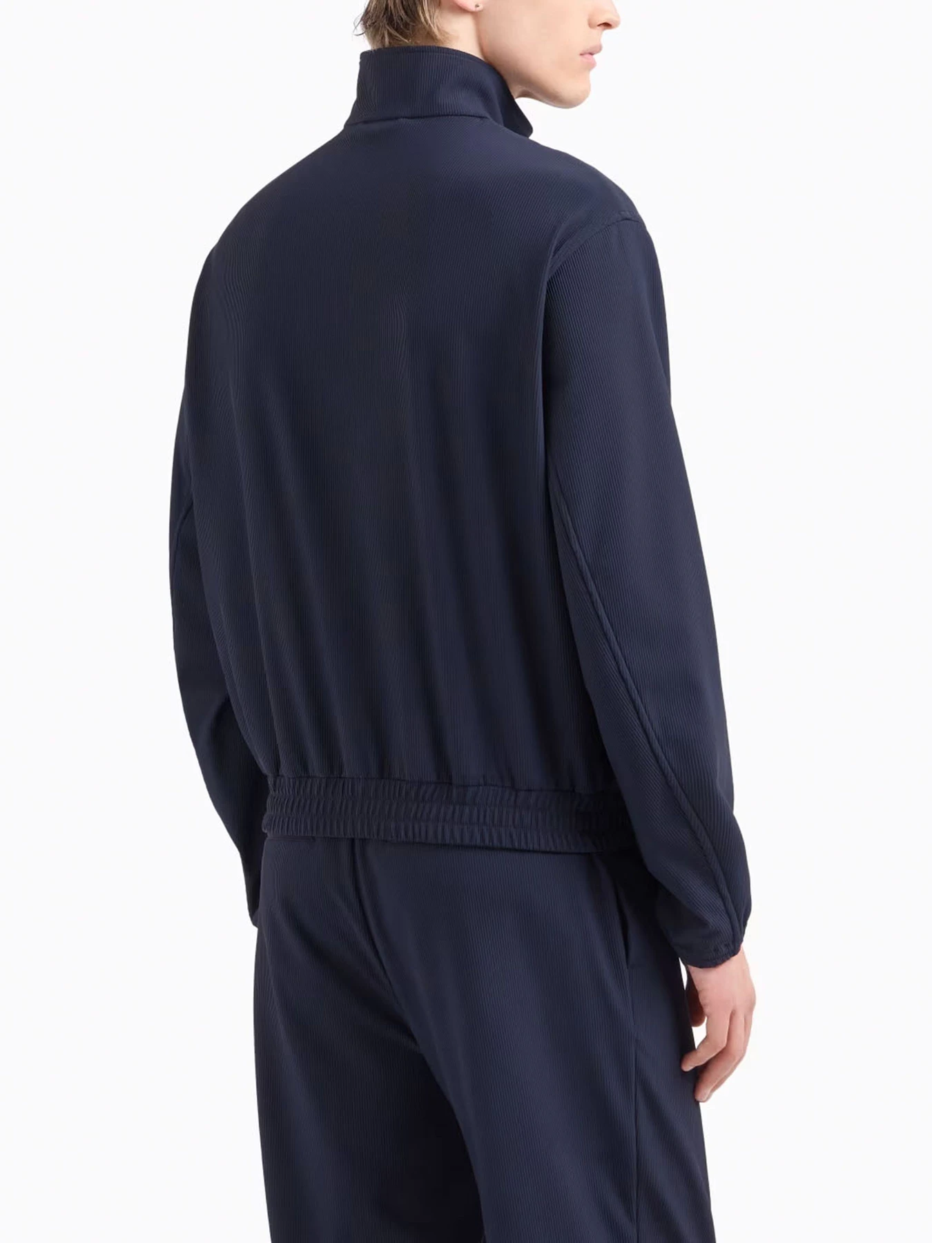 Куртки и дубленки Emporio Armani модель EM001364-AF14076-UB118 Куртки и дубленки Emporio Armani модель EM001364-AF14076-UB118 Фото