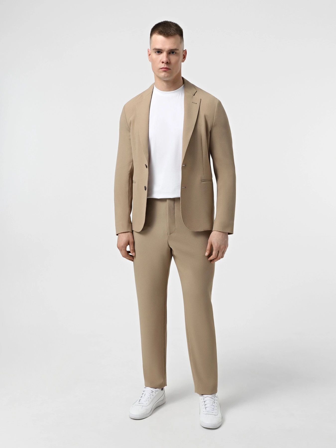 Пиджаки Emporio Armani модель EM000069-TE14101-U1159 Фото