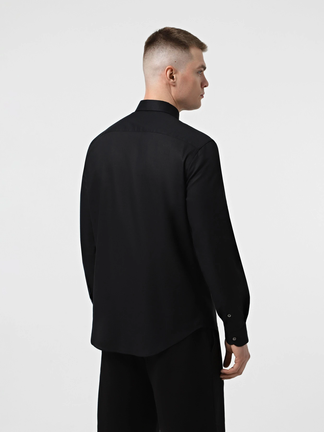 Рубашки Emporio Armani модель EM000099-TE14112-UC001 Фото