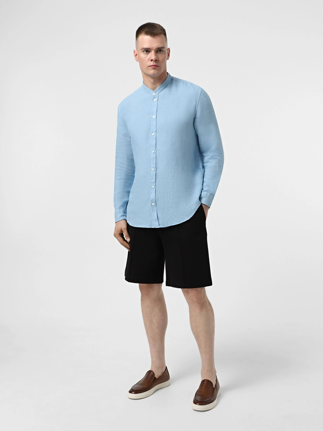 Сорочки Emporio Armani модель EM000204-AF15799-U9345 Сорочки Emporio Armani модель EM000204-AF15799-U9345 Фото