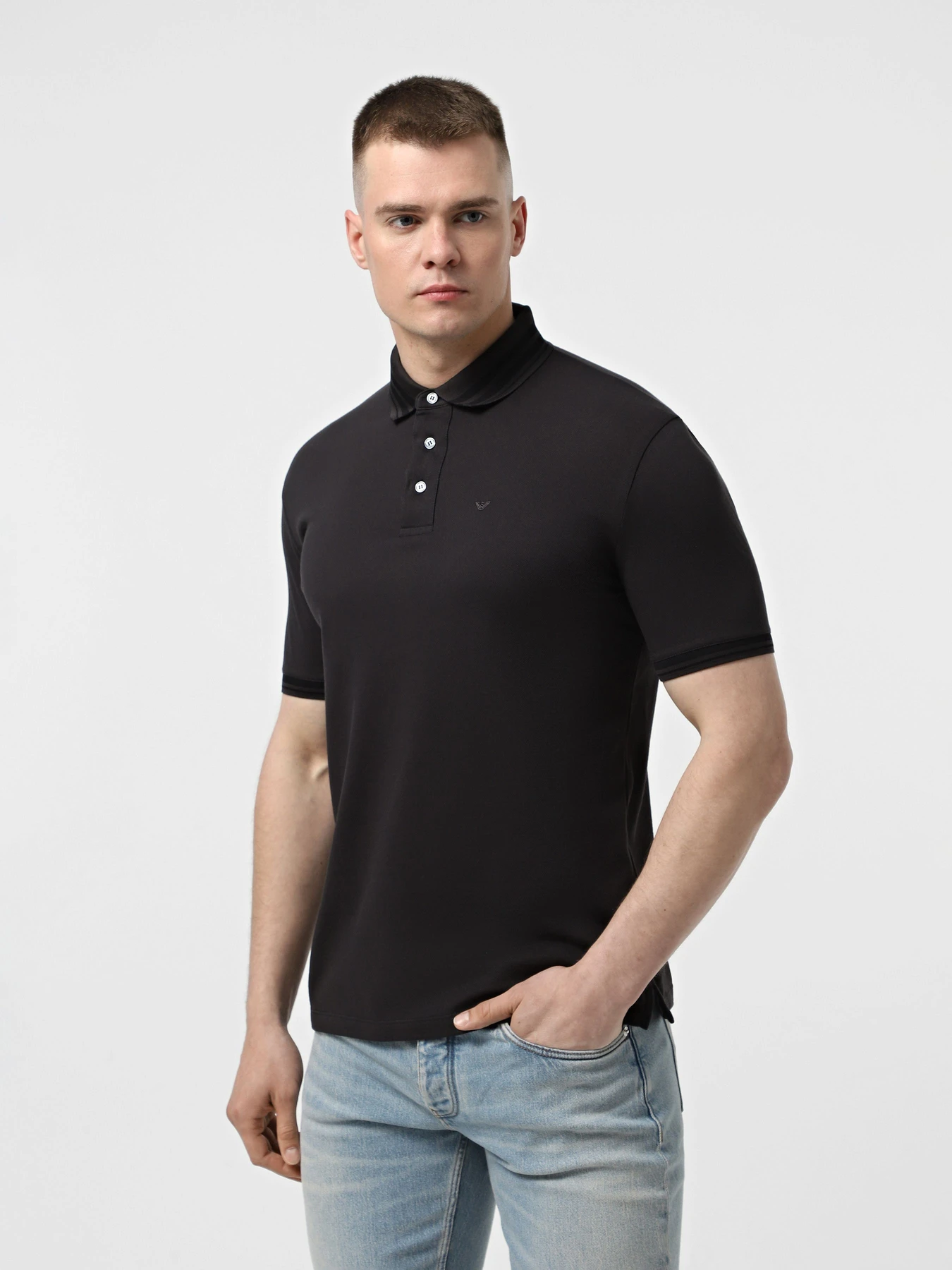 Футболки и поло Emporio Armani модель EM000859-AF12955-U8168 Футболки и поло Emporio Armani модель EM000859-AF12955-U8168 Фото