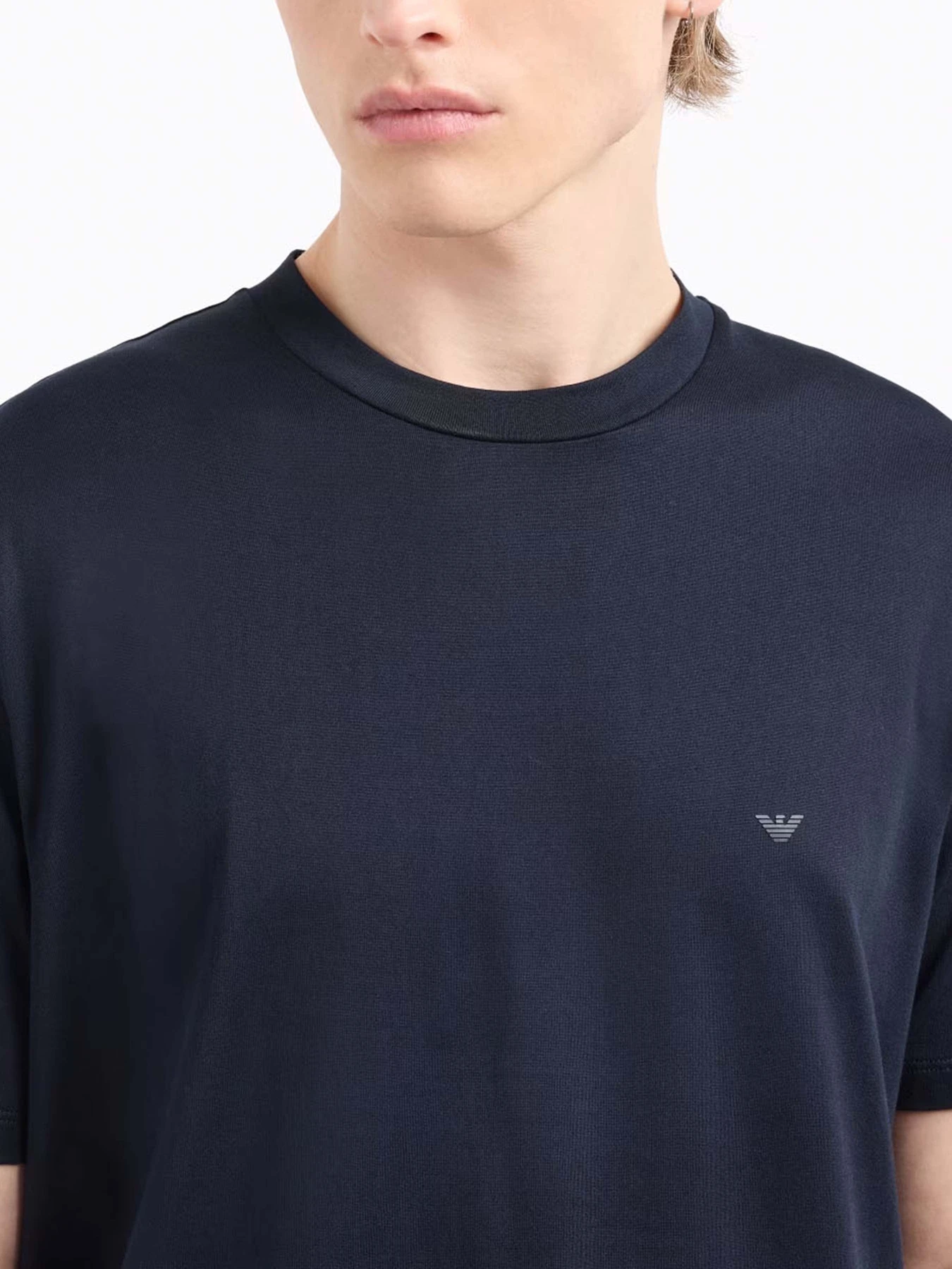 Футболки и поло Emporio Armani Travel Essentials модель EM000983-AF13669-UB118 Фото