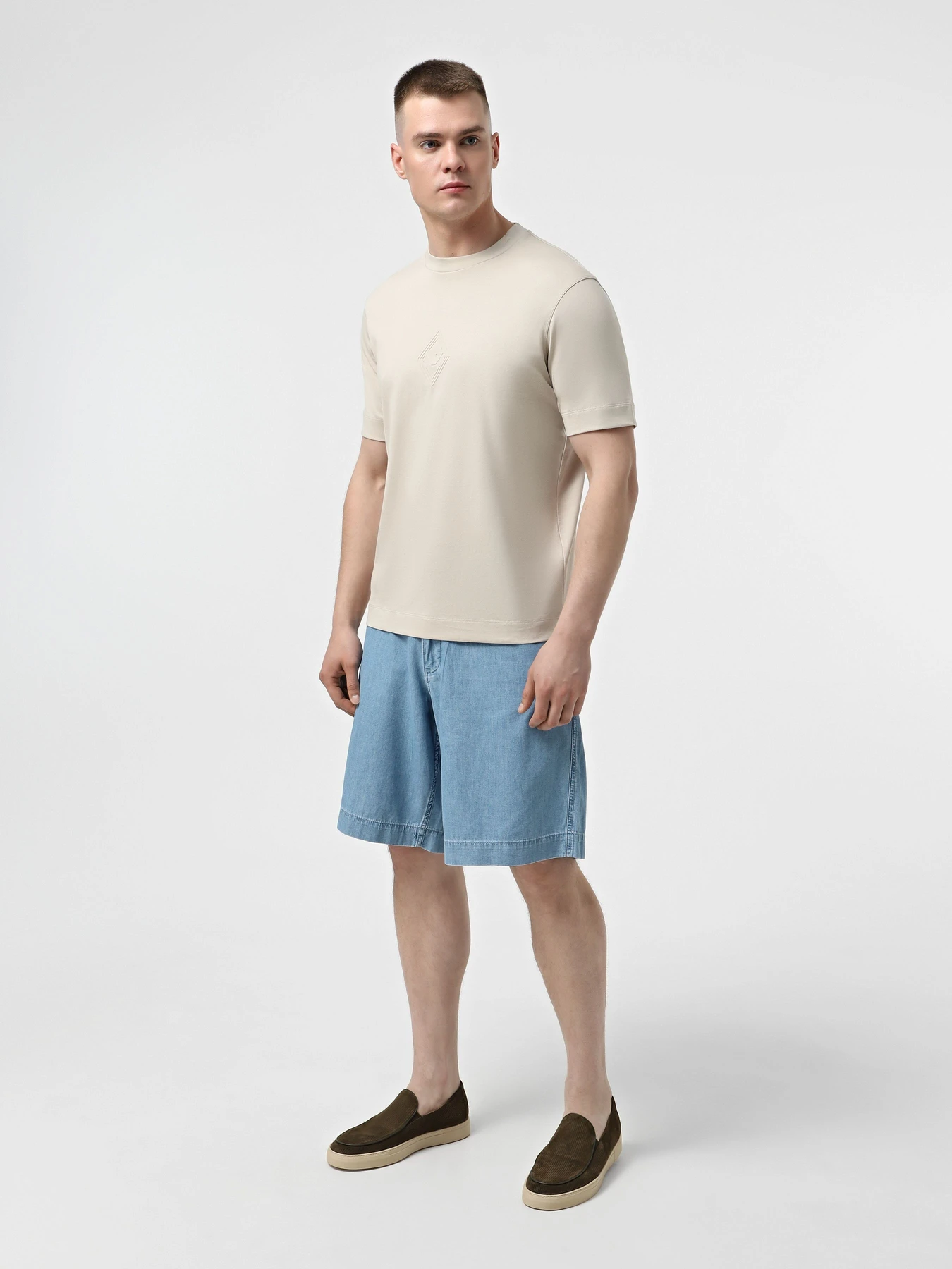 Футболки и поло Emporio Armani модель EM001040-AF13669-U1098 Футболки и поло Emporio Armani модель EM001040-AF13669-U1098 Фото