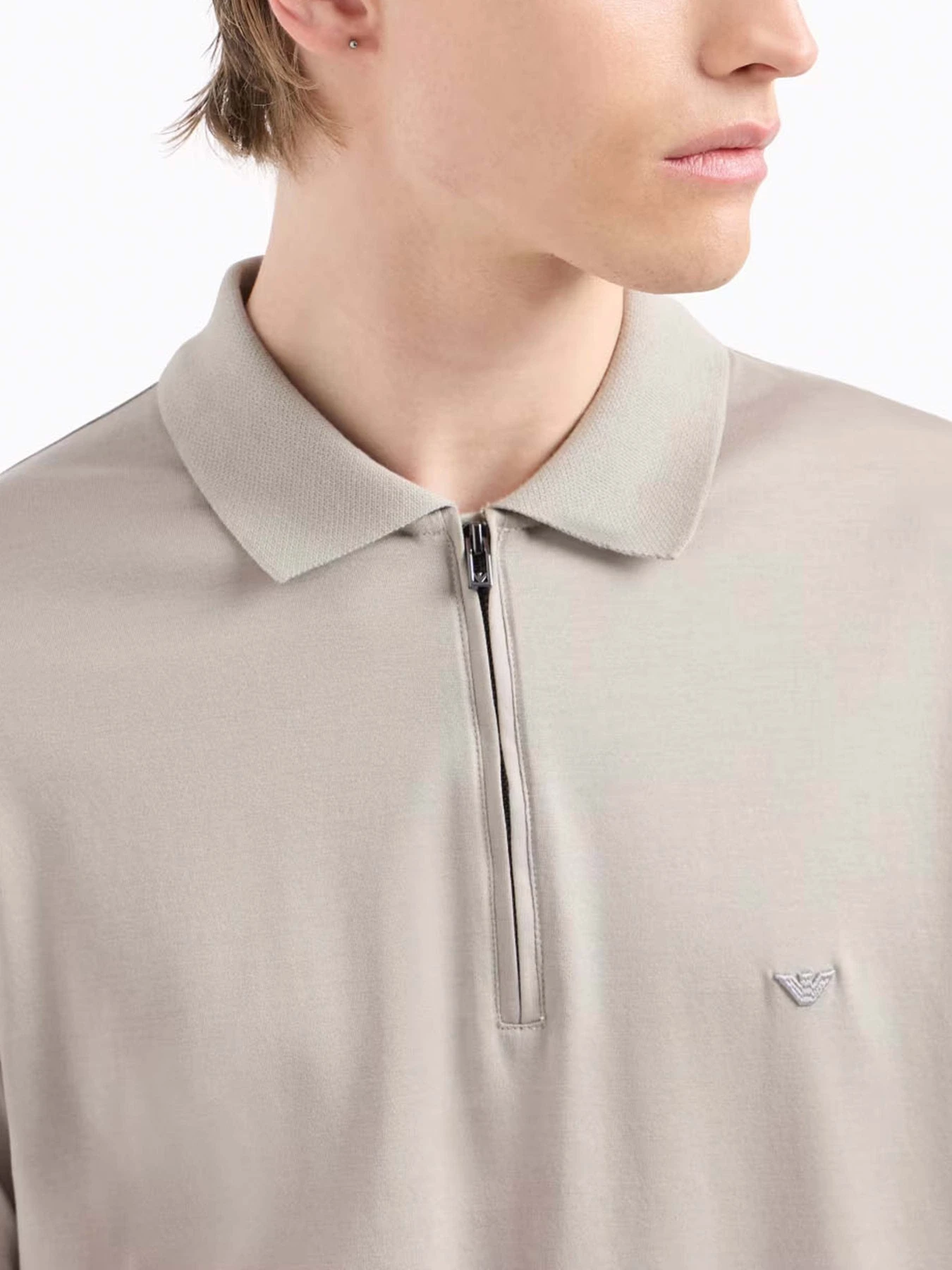 Футболки и поло Emporio Armani модель EM001082-AF10017-U8033 Футболки и поло Emporio Armani модель EM001082-AF10017-U8033 Фото