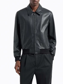 Куртки и дубленки Emporio Armani модель EM001889-AF15420-UC001 Фото