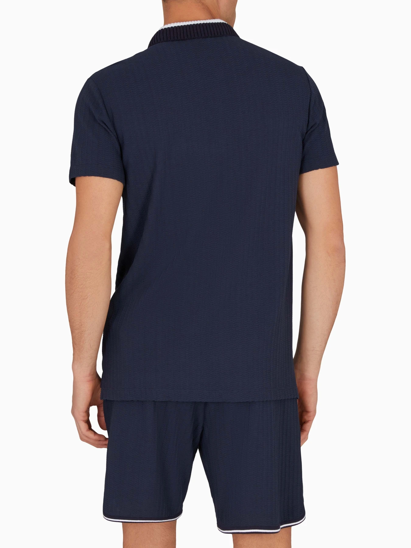 Футболки и поло Emporio Armani модель EM000571-AF12360-UB102 Футболки и поло Emporio Armani модель EM000571-AF12360-UB102 Фото