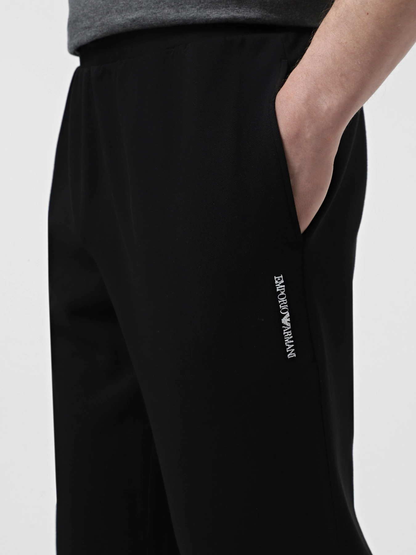 Одежда для дома и сна Emporio Armani модель EM000500-AF10790-UC001 Одежда для дома и сна Emporio Armani модель EM000500-AF10790-UC001 Фото
