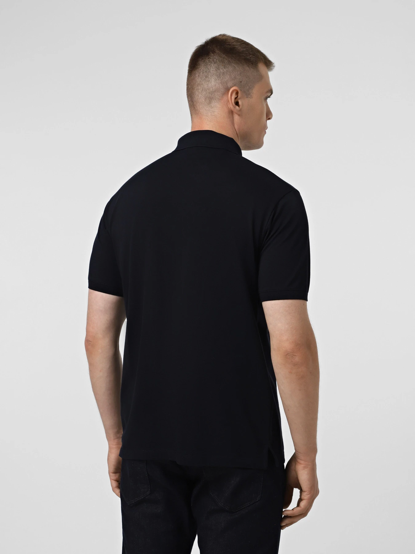 Футболки и поло Emporio Armani модель EM002142-AF12955-UB118 Футболки и поло Emporio Armani модель EM002142-AF12955-UB118 Фото