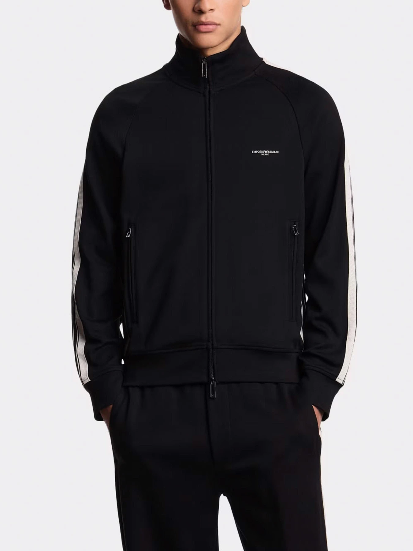 Худи и свитшоты Emporio Armani модель EM002872-AF13488-UC001 Фото