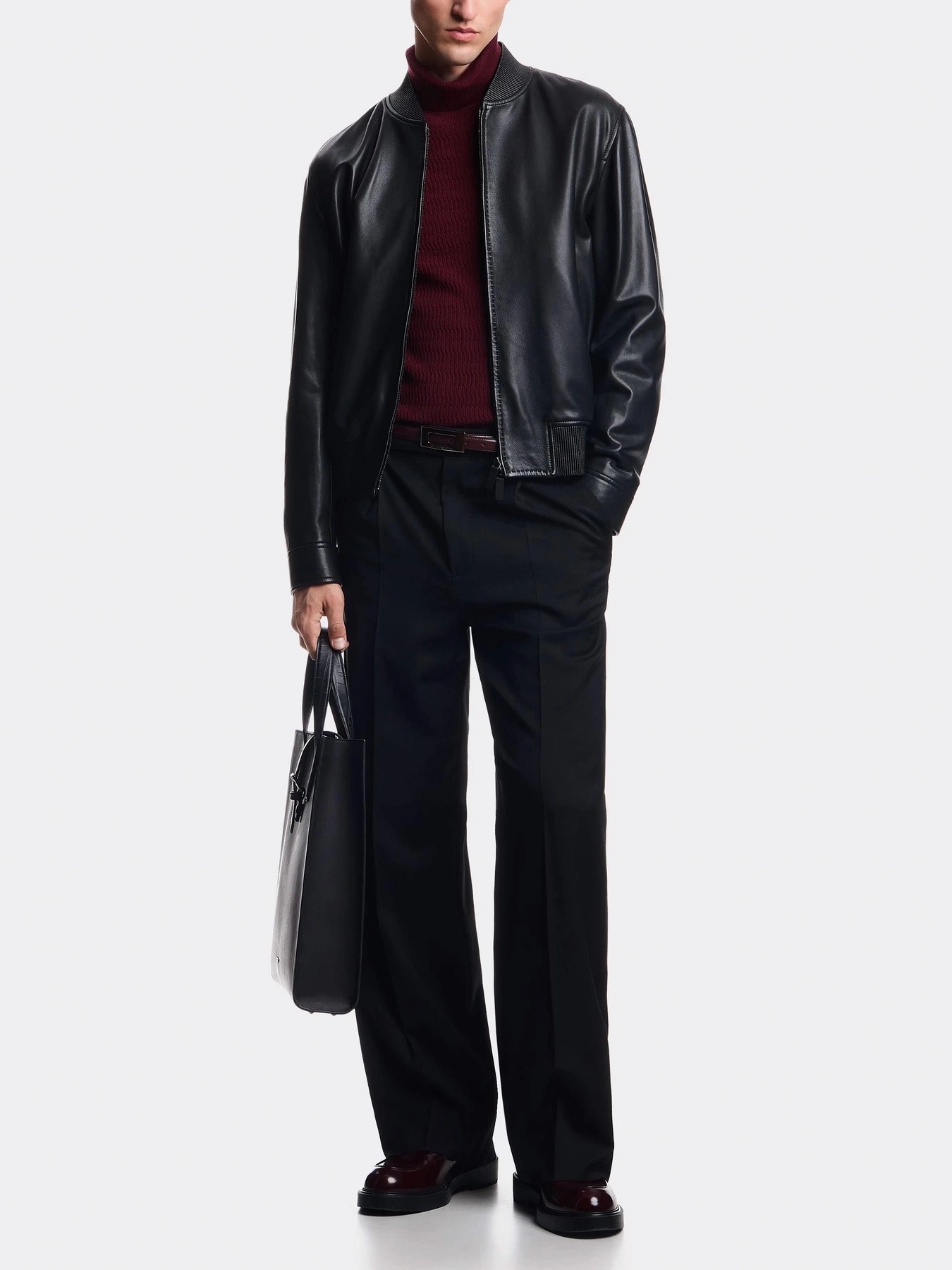 Куртки и дубленки Emporio Armani модель EM003538-AF19283-UC001 Куртки и дубленки Emporio Armani модель EM003538-AF19283-UC001 Фото