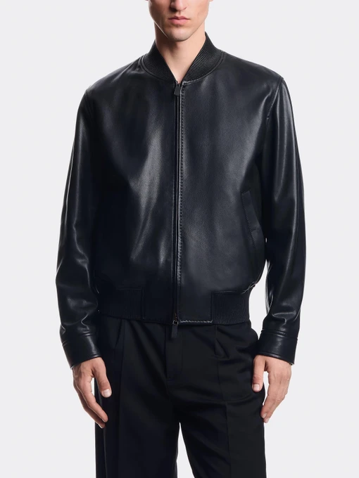 Куртки и дубленки Emporio Armani модель EM003538-AF19283-UC001 Фото