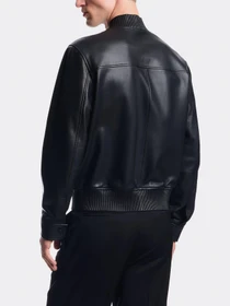 Куртки и дубленки Emporio Armani модель EM003538-AF19283-UC001 Фото