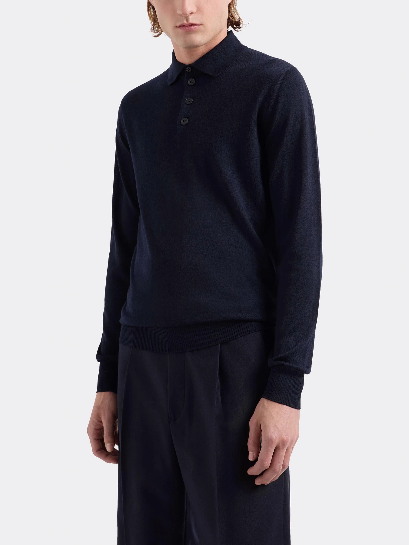 Свитры и кардиганы Emporio Armani модель 8N1F43-1M67Z-0922 Свитры и кардиганы Emporio Armani модель 8N1F43-1M67Z-0922 Фото