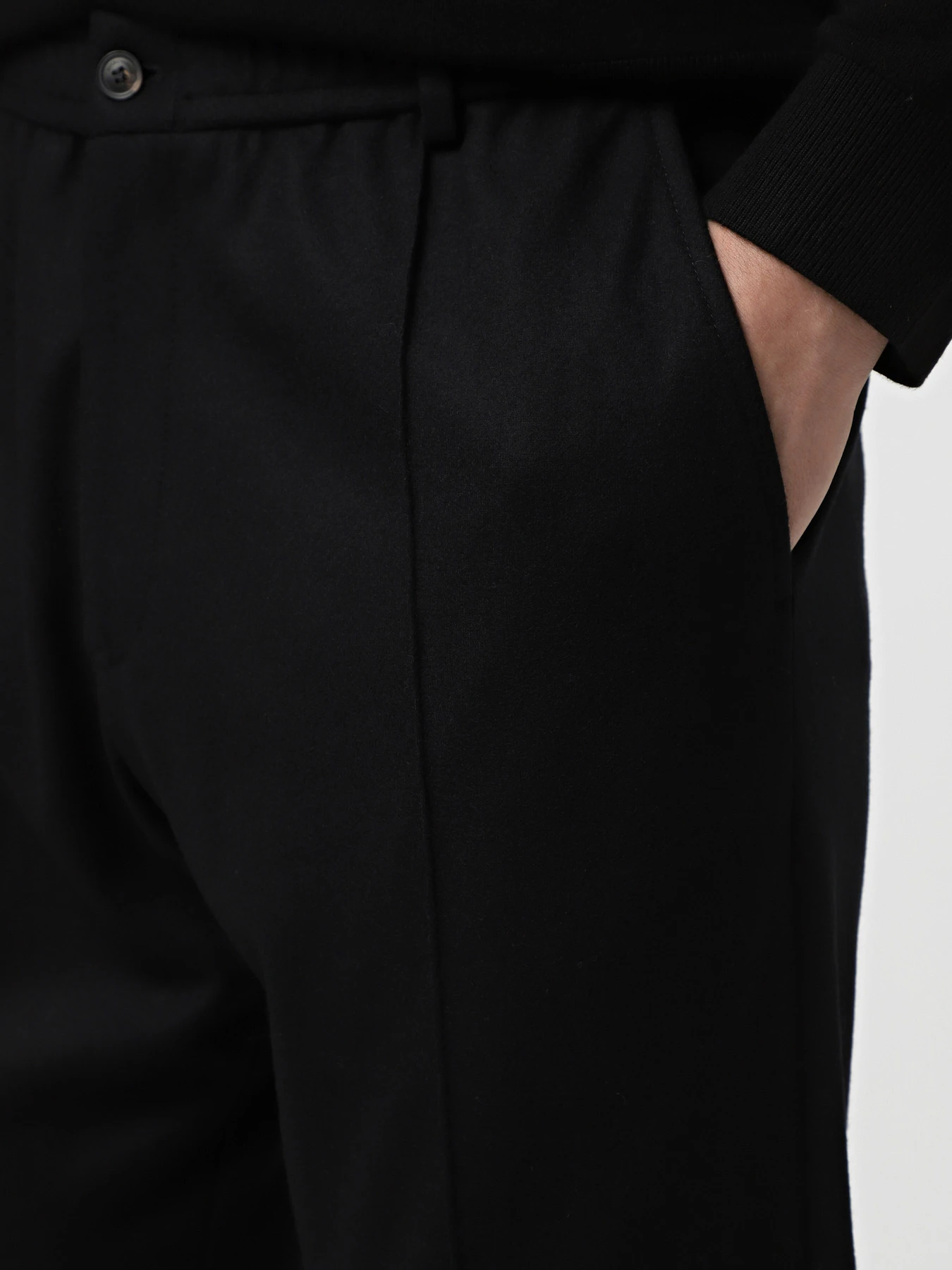 Брюки Emporio Armani модель EM000440-TE11131-UC001 Брюки Emporio Armani модель EM000440-TE11131-UC001 Фото