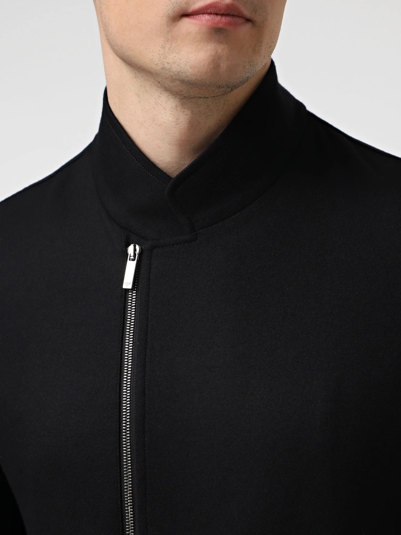 Пиджаки Emporio Armani модель EM001953-TE11131-UC001 Фото