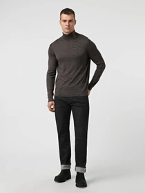 Свитры и кардиганы Emporio Armani модель EM002025-AF14195-F6124 Фото