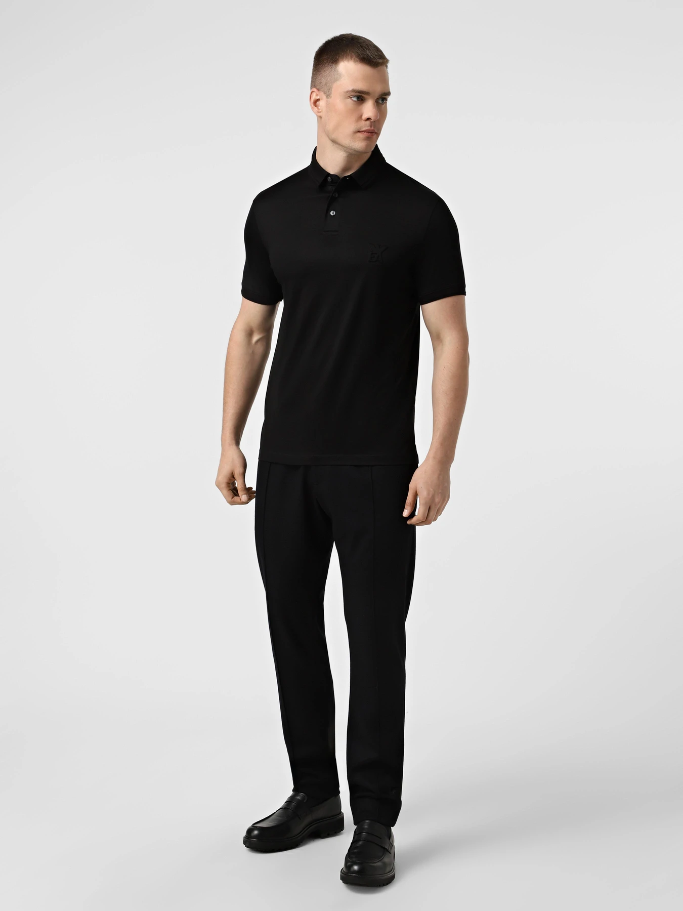 Футболки и поло Emporio Armani модель EM003002-AF10761-UC001 Футболки и поло Emporio Armani модель EM003002-AF10761-UC001 Фото