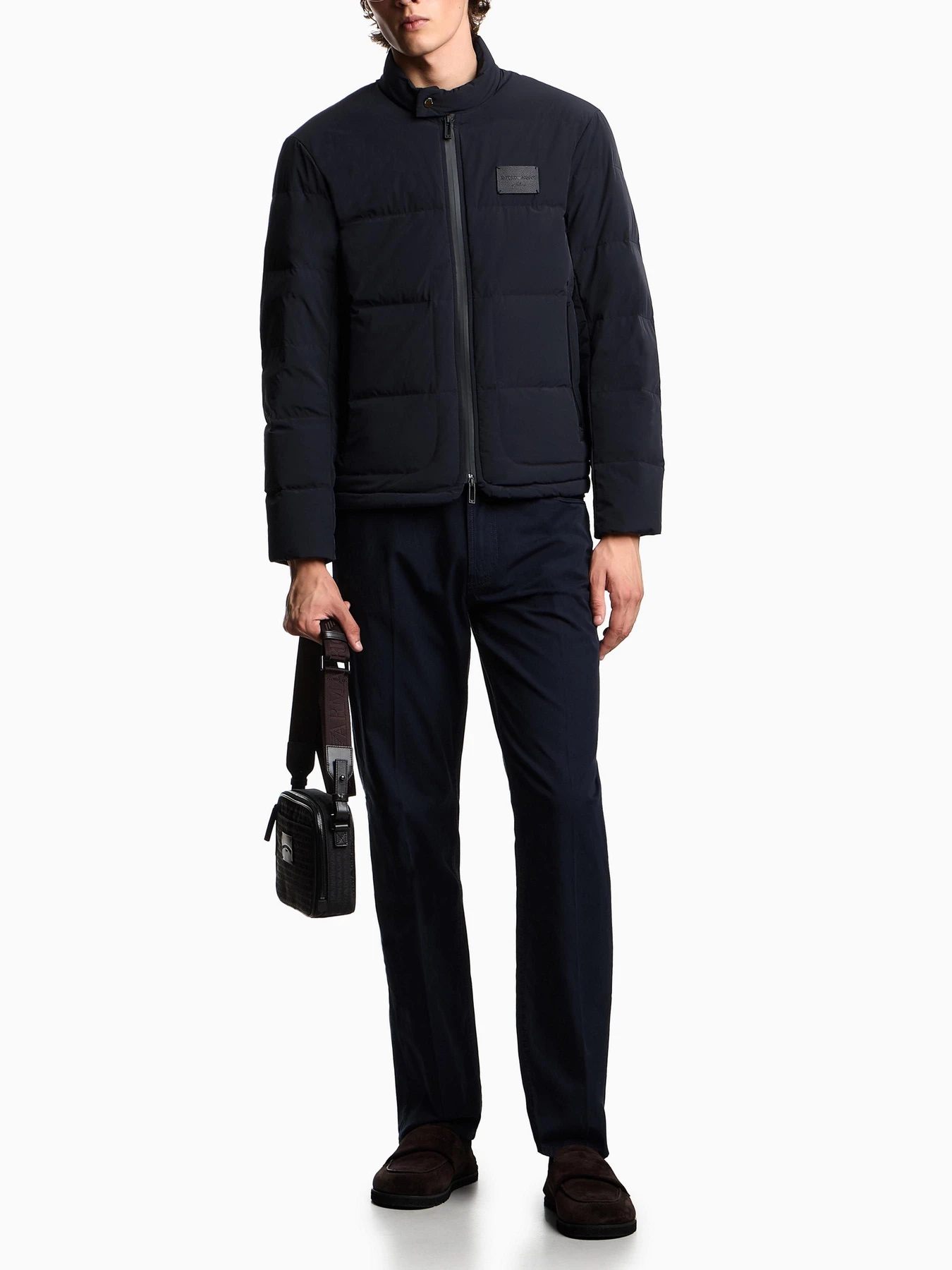 Куртки и дубленки Emporio Armani модель EM003278-AF18499-UB118 Куртки и дубленки Emporio Armani модель EM003278-AF18499-UB118 Фото
