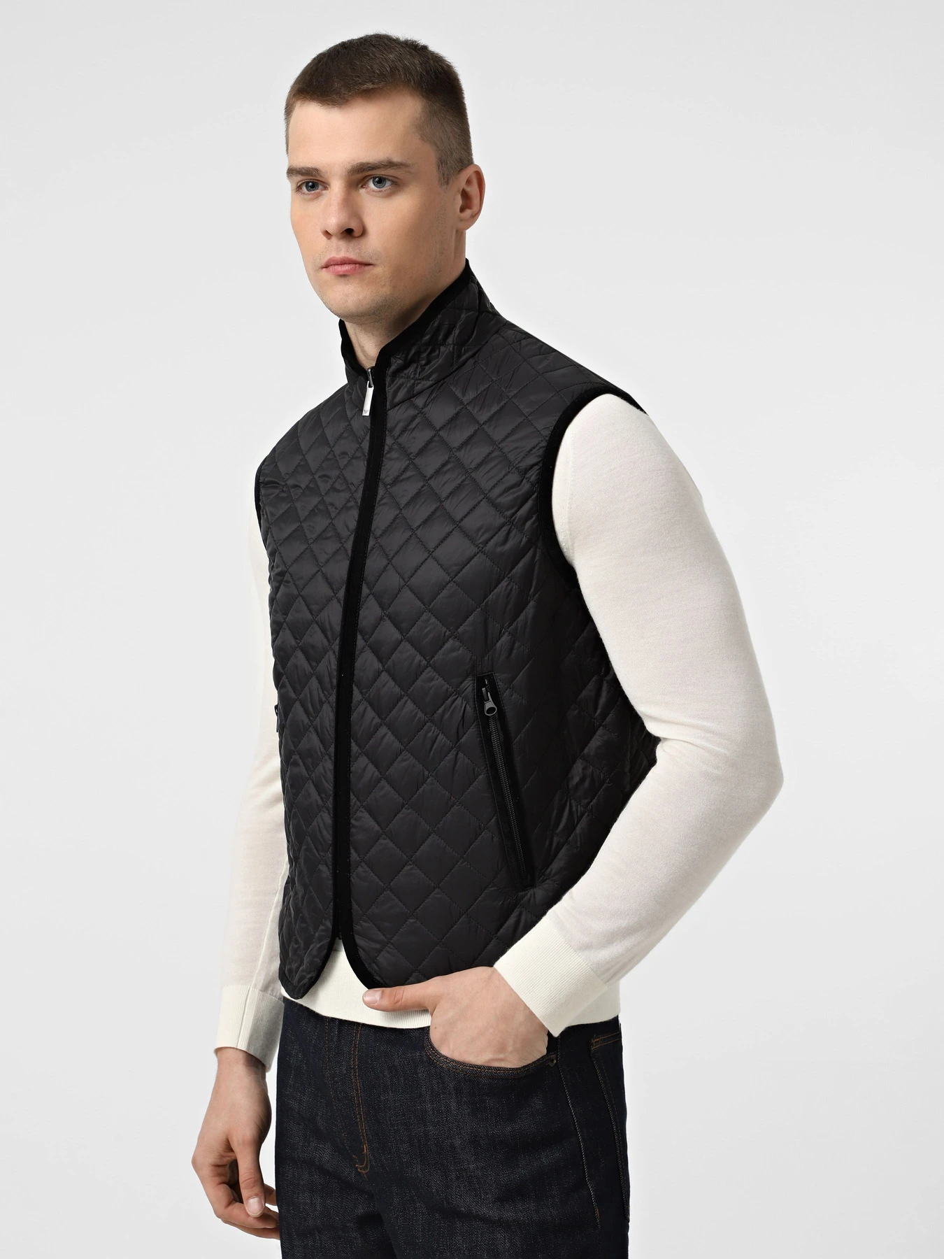 Куртки и дубленки Emporio Armani модель EM003487-AF19248-UB109 Куртки и дубленки Emporio Armani модель EM003487-AF19248-UB109 Фото