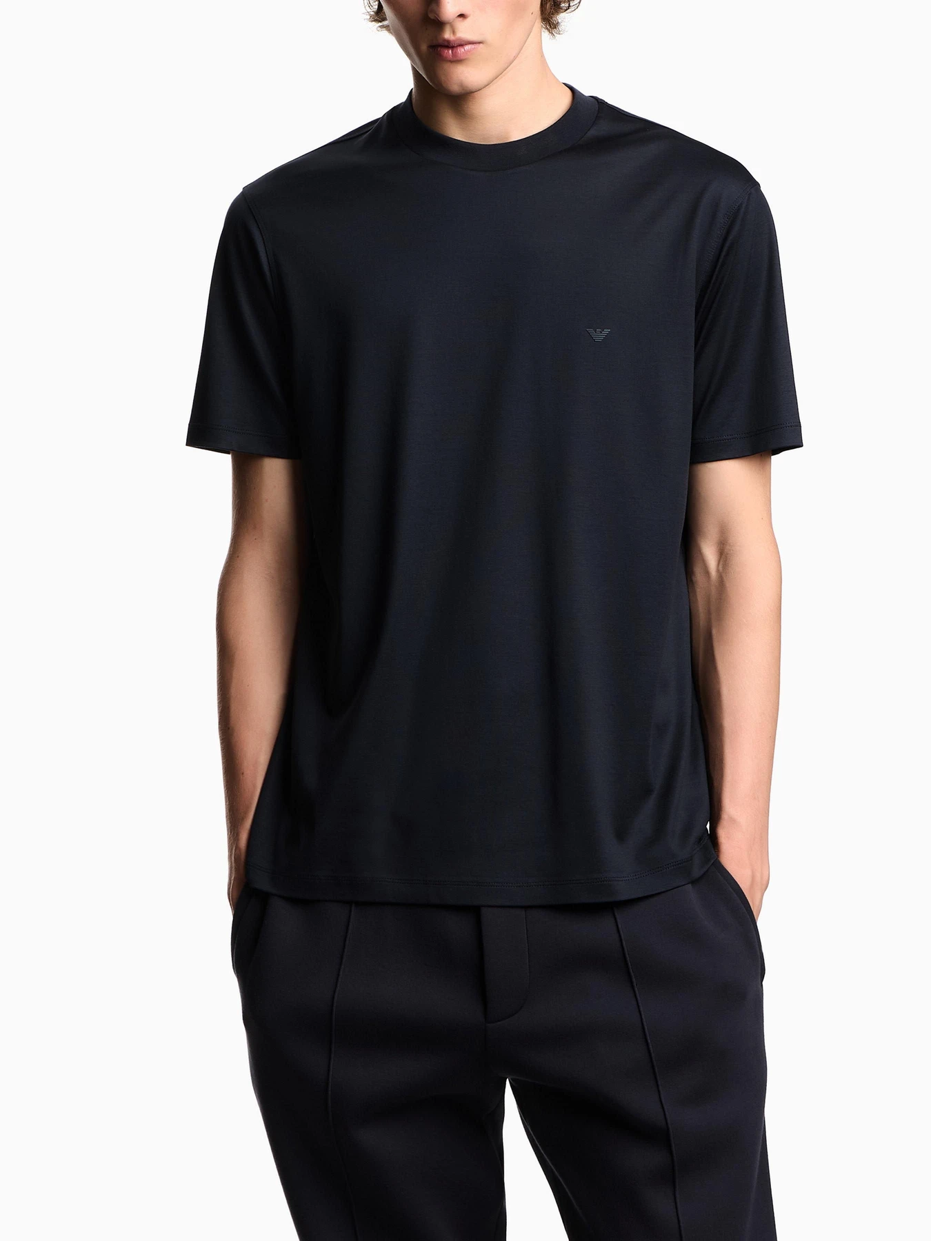 Футболки и поло Emporio Armani модель EM003137-AF10761-UB118 Футболки и поло Emporio Armani модель EM003137-AF10761-UB118 Фото