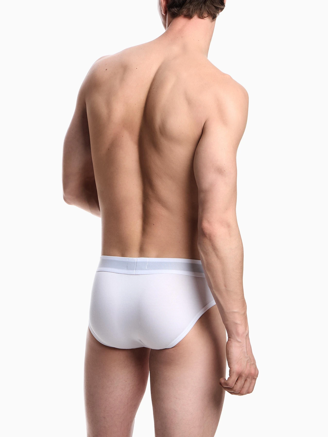 Нижнее белье Emporio Armani модель EM000230-AF14133-U0002 Нижнее белье Emporio Armani модель EM000230-AF14133-U0002 Фото