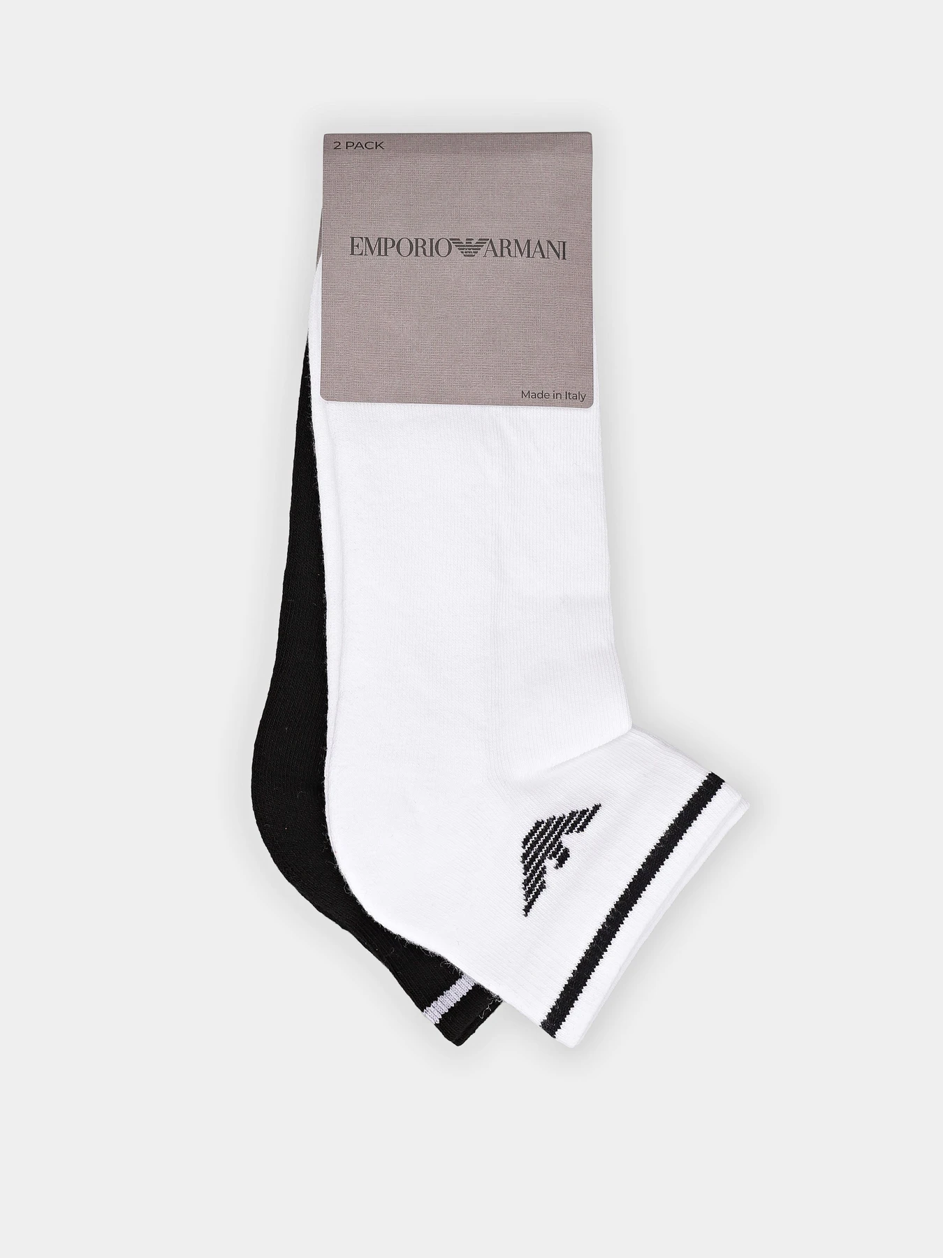 Носки и гольфы Emporio Armani модель EM000538-AF18275-M0080 Носки и гольфы Emporio Armani модель EM000538-AF18275-M0080 Фото