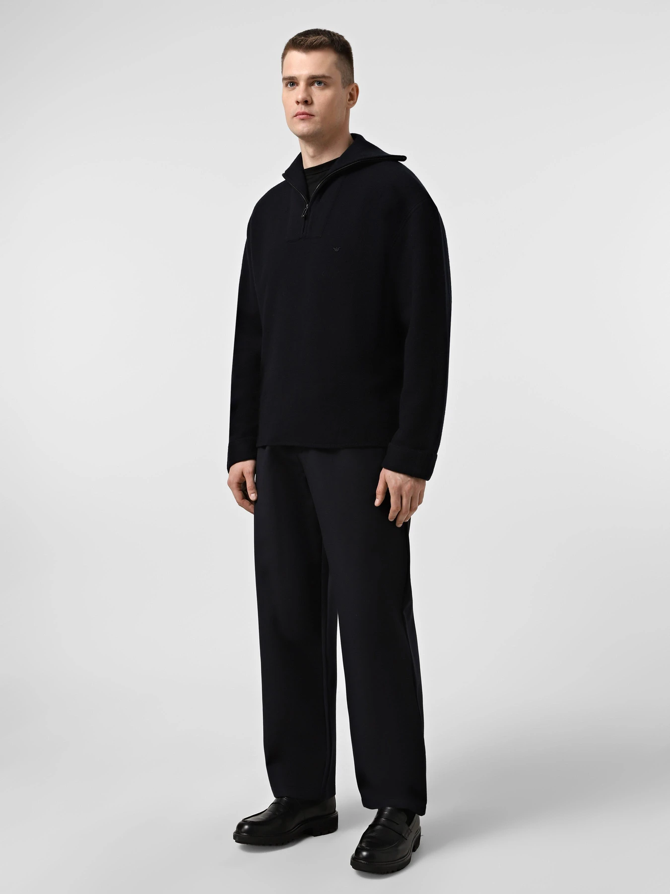 Свитры и кардиганы Emporio Armani модель EM002052-AF18104-UB118 Свитры и кардиганы Emporio Armani модель EM002052-AF18104-UB118 Фото