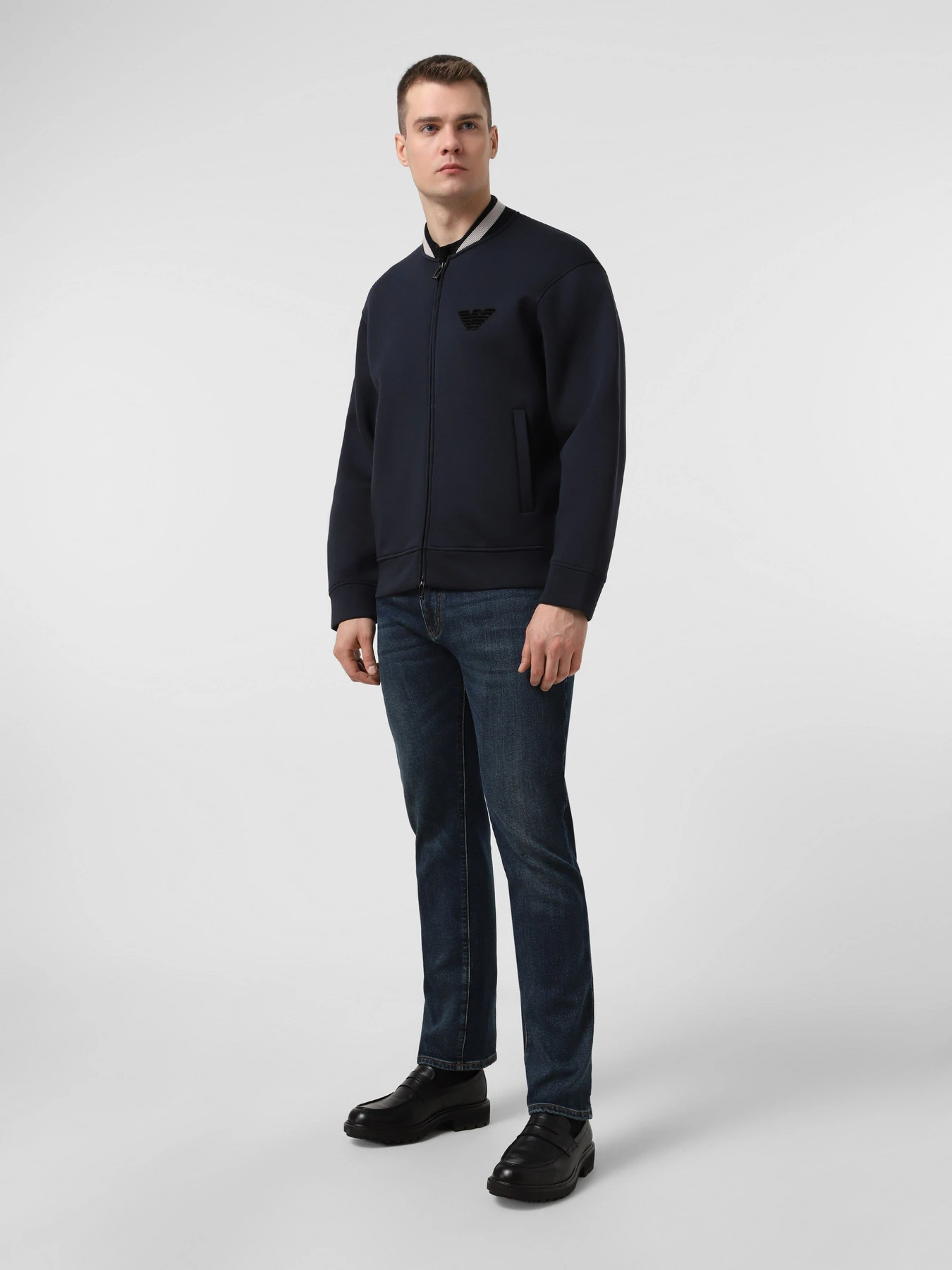 Куртки и дубленки Emporio Armani модель EM002877-AF17545-UB118 Куртки и дубленки Emporio Armani модель EM002877-AF17545-UB118 Фото