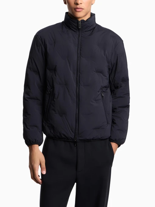 Куртки та дублянки Emporio Armani модель EM003045-AF18232-UB118 Фото