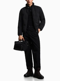 Куртки и дубленки Emporio Armani модель EM003045-AF18232-UC001 Фото