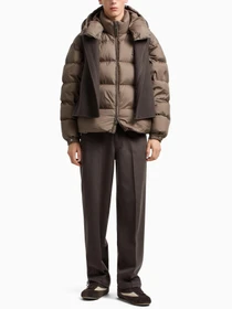 Куртки и дубленки Emporio Armani модель EM003050-AF18231-U6189 Фото
