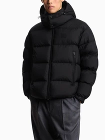 Куртки та дублянки Emporio Armani модель EM003050-AF18231-UC001 Фото