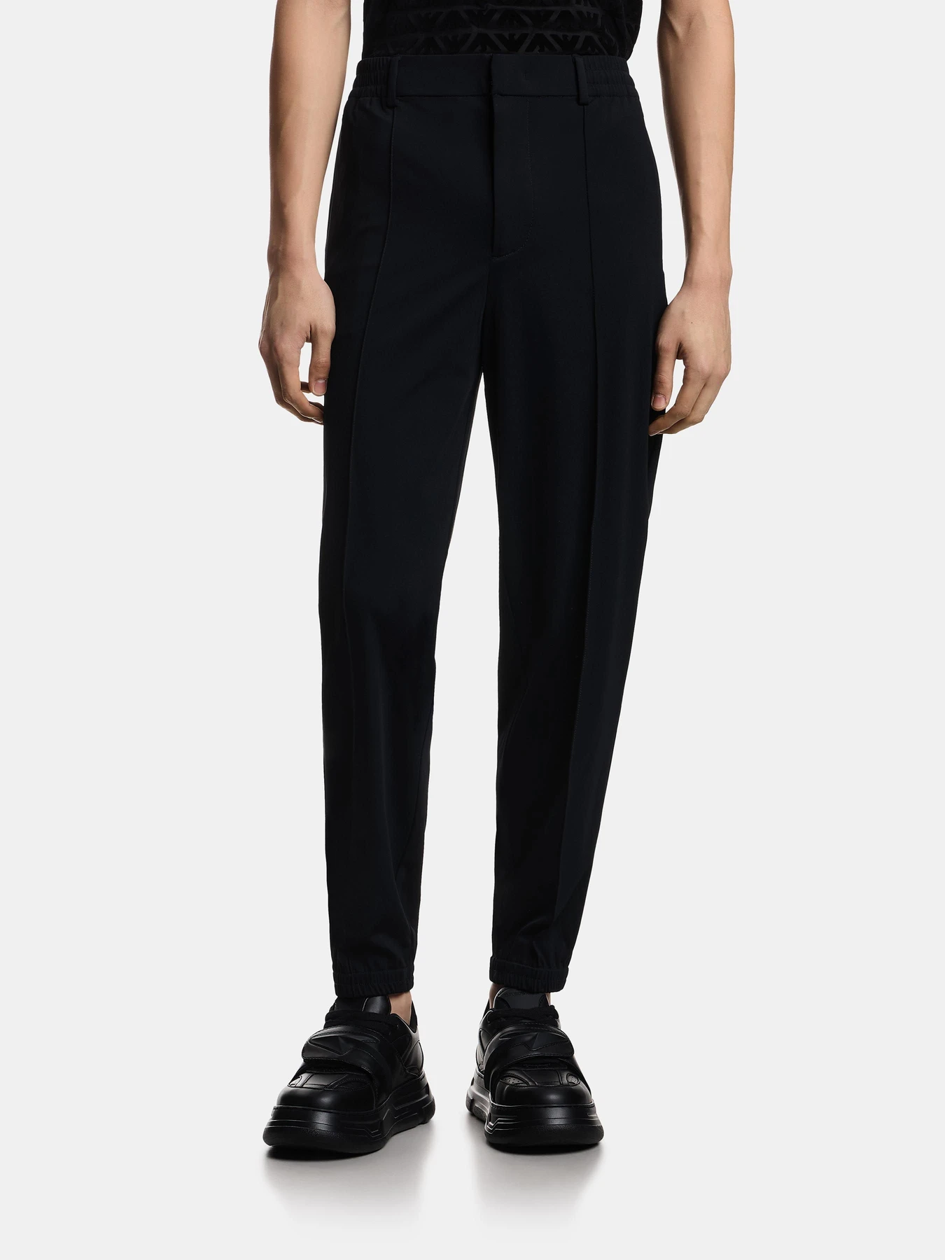 Штани Emporio Armani модель EM004906-AF23435-UB118 Штани Emporio Armani модель EM004906-AF23435-UB118 Фото
