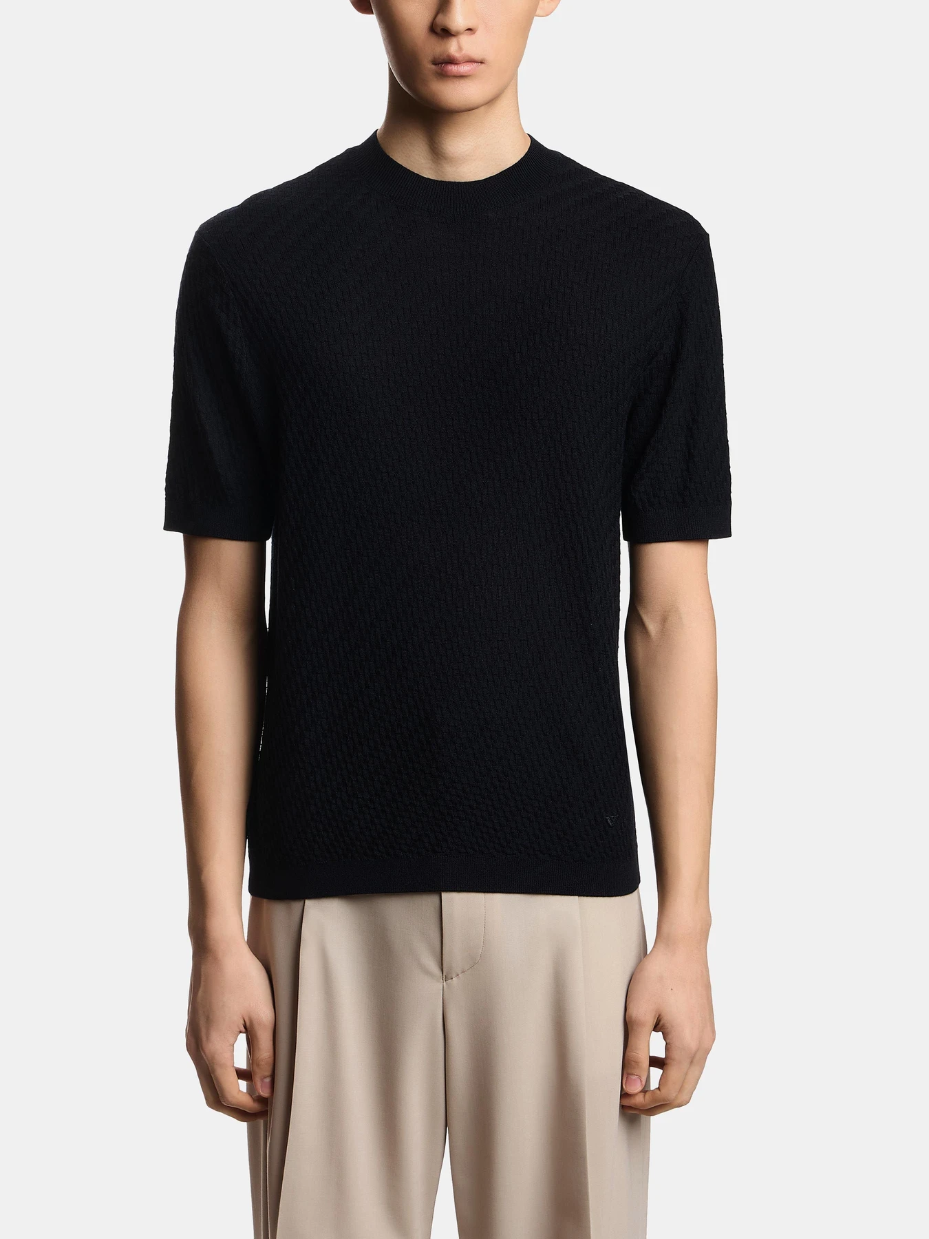 Свитры и кардиганы Emporio Armani модель EM005303-AF23553-FB066 Свитры и кардиганы Emporio Armani модель EM005303-AF23553-FB066 Фото