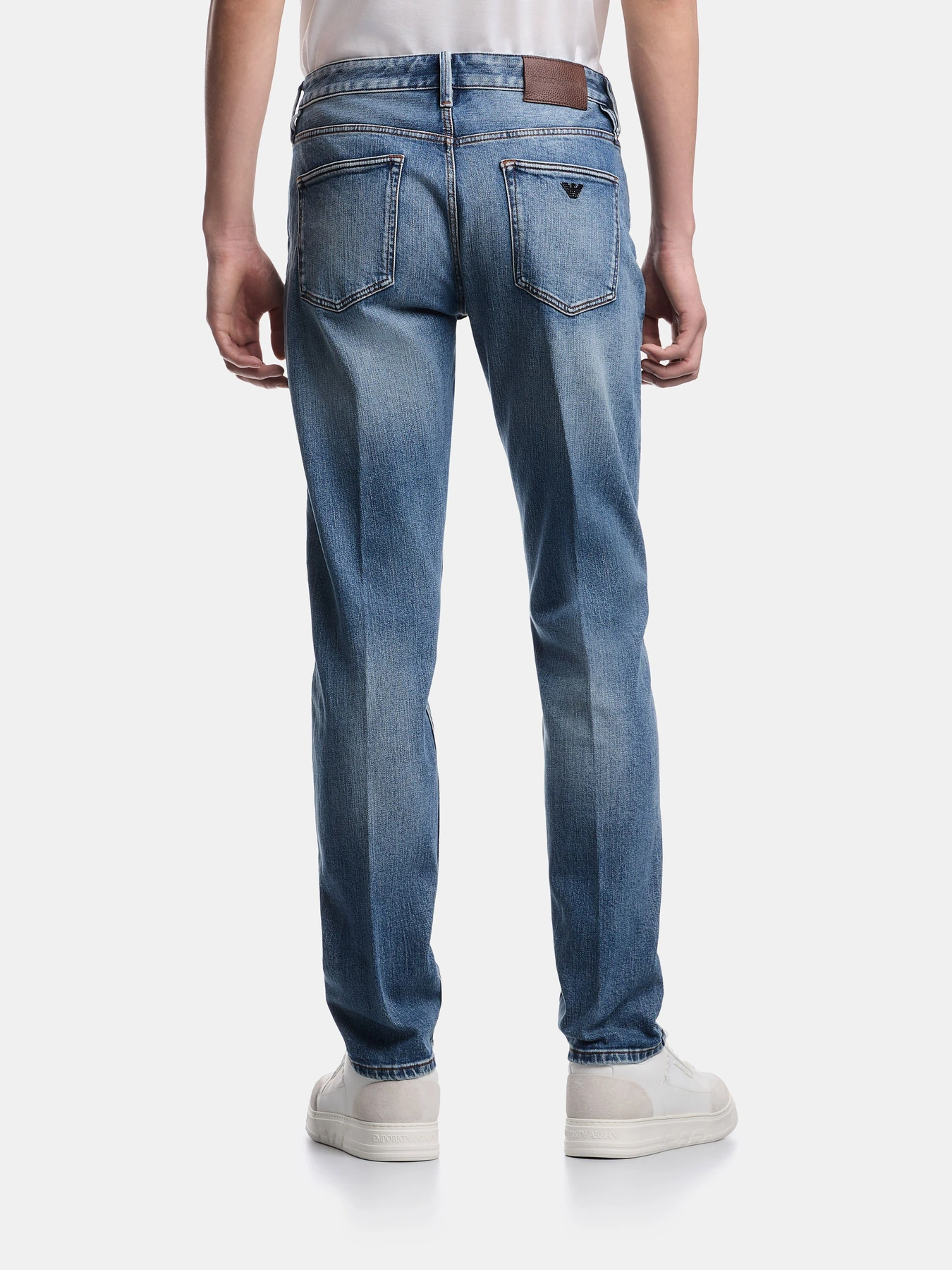 Джинси Emporio Armani модель EM000668-AF22251-MB002 Джинси Emporio Armani модель EM000668-AF22251-MB002 Фото