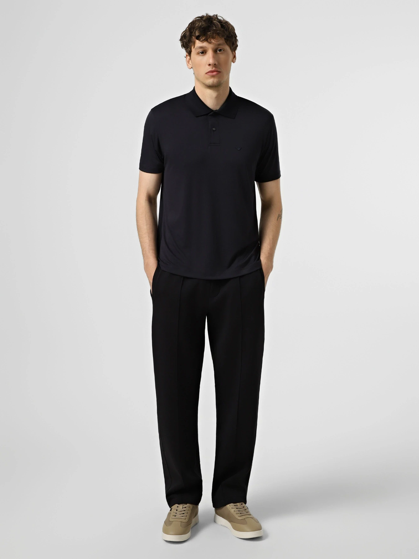 Футболки и поло Emporio Armani модель EM004526-AF13721-UB118 Футболки и поло Emporio Armani модель EM004526-AF13721-UB118 Фото