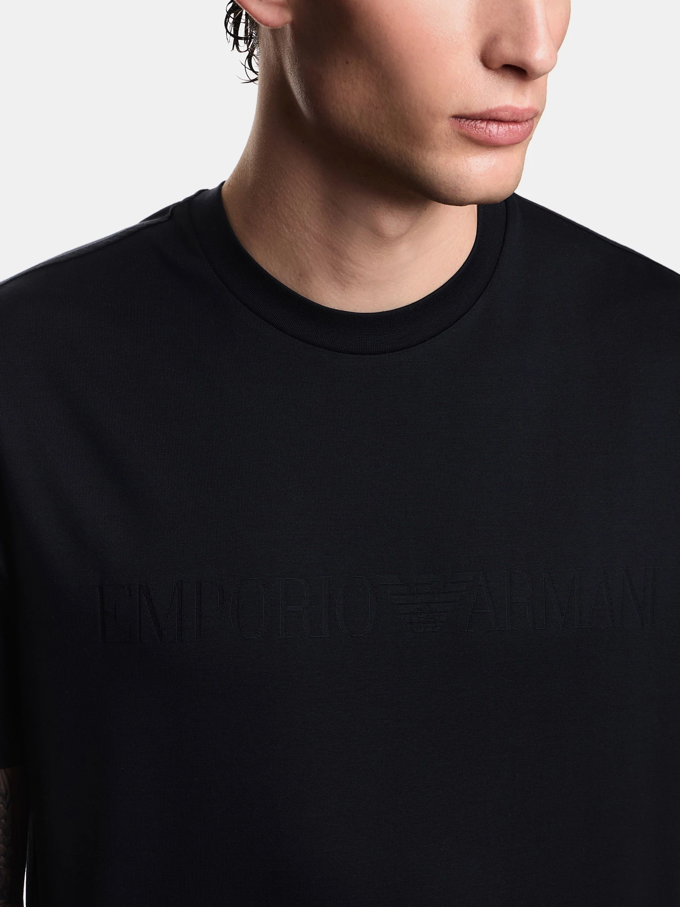 Футболки и поло Emporio Armani модель EM004593-AF10762-FB439 Футболки и поло Emporio Armani модель EM004593-AF10762-FB439 Фото