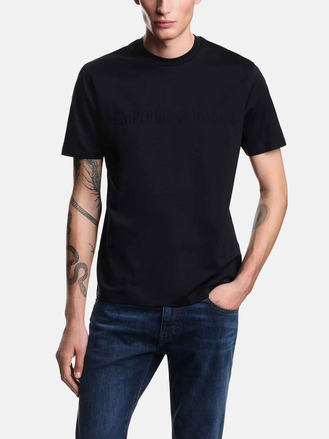 Футболки и поло Emporio Armani модель EM004593-AF10762-FB439 Футболки и поло Emporio Armani модель EM004593-AF10762-FB439 Фото