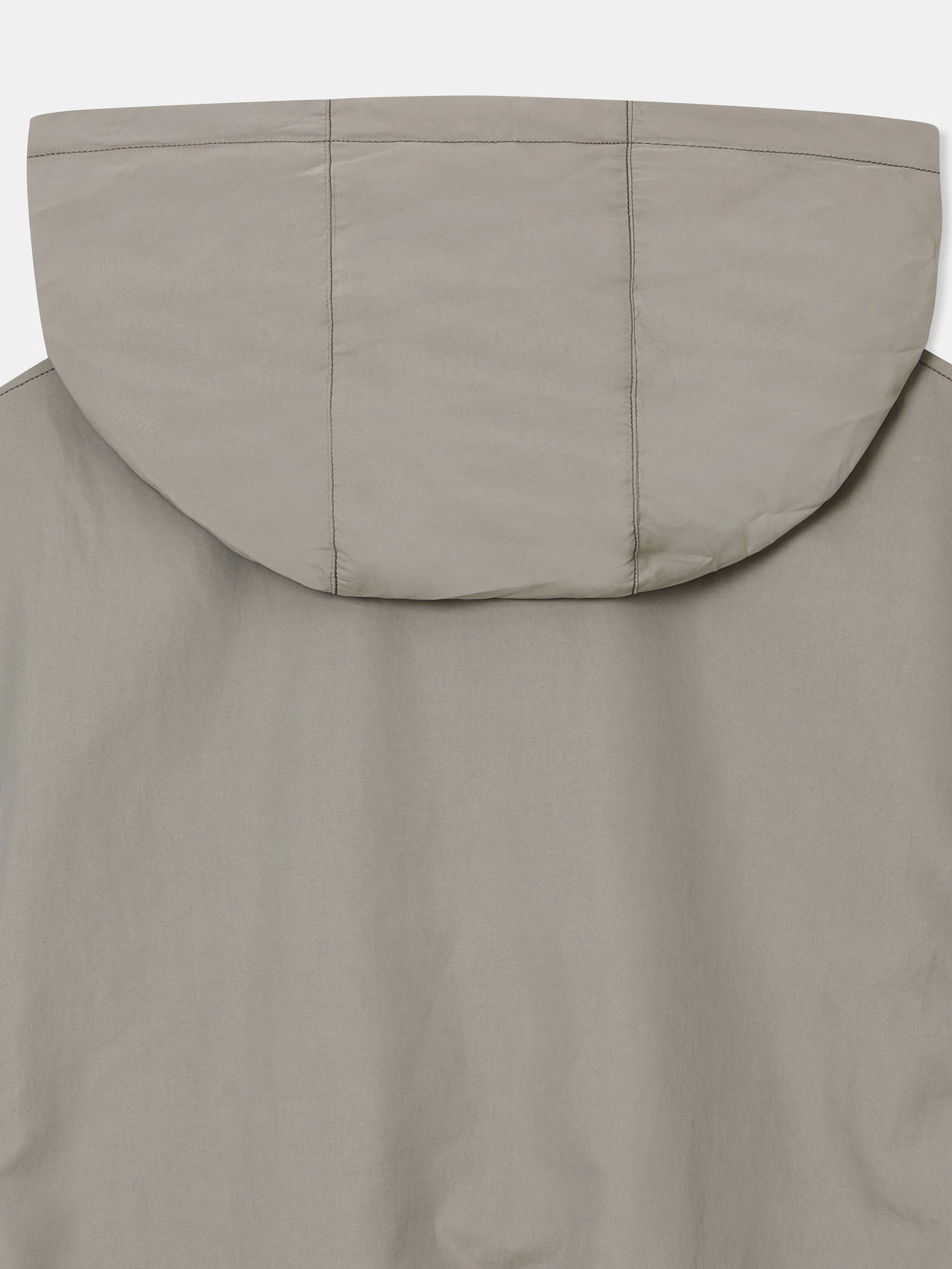 Куртки и дубленки Emporio Armani модель EM005489-AF24835-U8049 Куртки и дубленки Emporio Armani модель EM005489-AF24835-U8049 Фото
