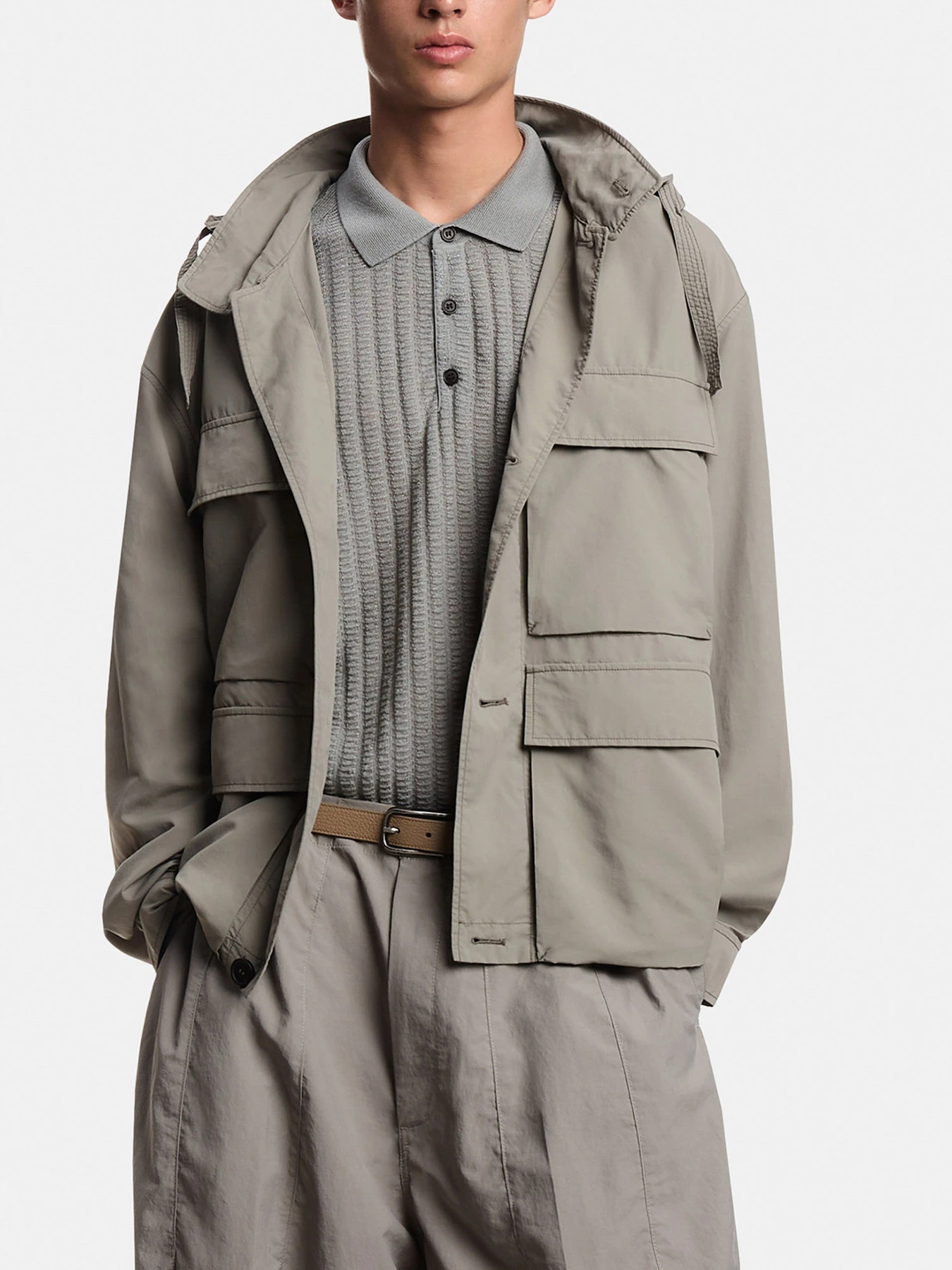 Куртки и дубленки Emporio Armani модель EM005489-AF24835-U8049 Куртки и дубленки Emporio Armani модель EM005489-AF24835-U8049 Фото