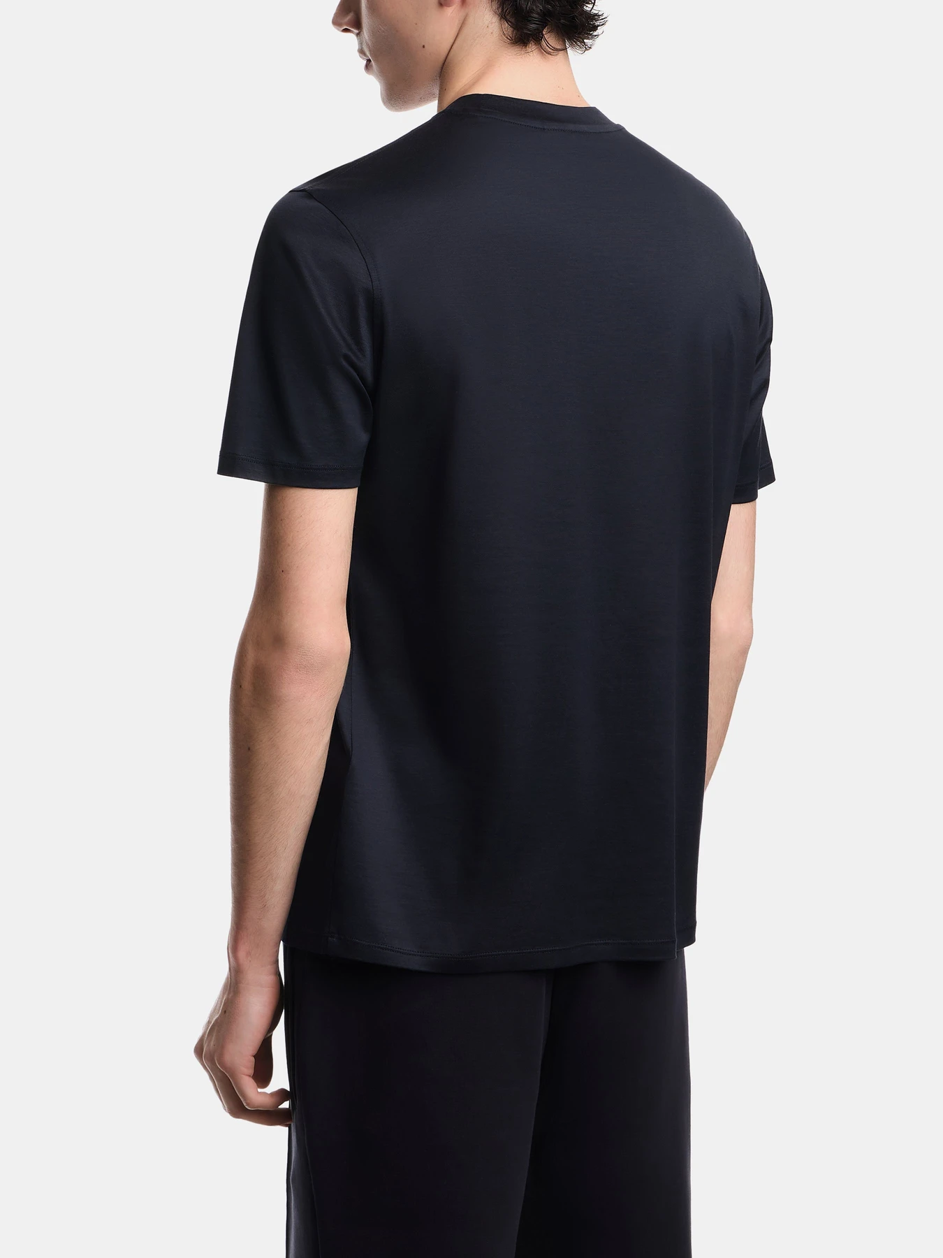 Футболки и поло Emporio Armani модель EM004585-AF10017-UB118 Футболки и поло Emporio Armani модель EM004585-AF10017-UB118 Фото