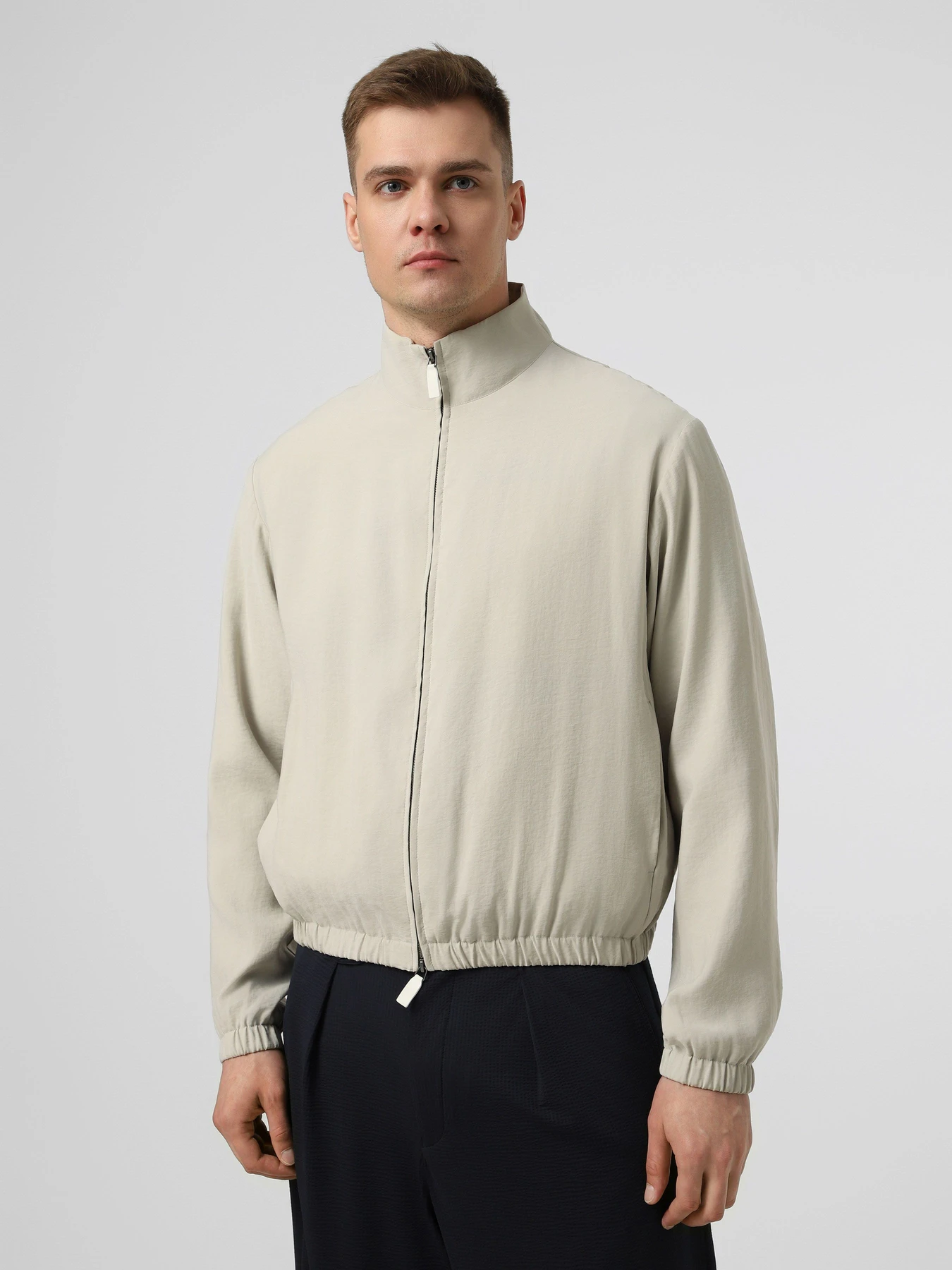 Куртки и дубленки Emporio Armani модель EM005536-TE20387-U1094 Куртки и дубленки Emporio Armani модель EM005536-TE20387-U1094 Фото