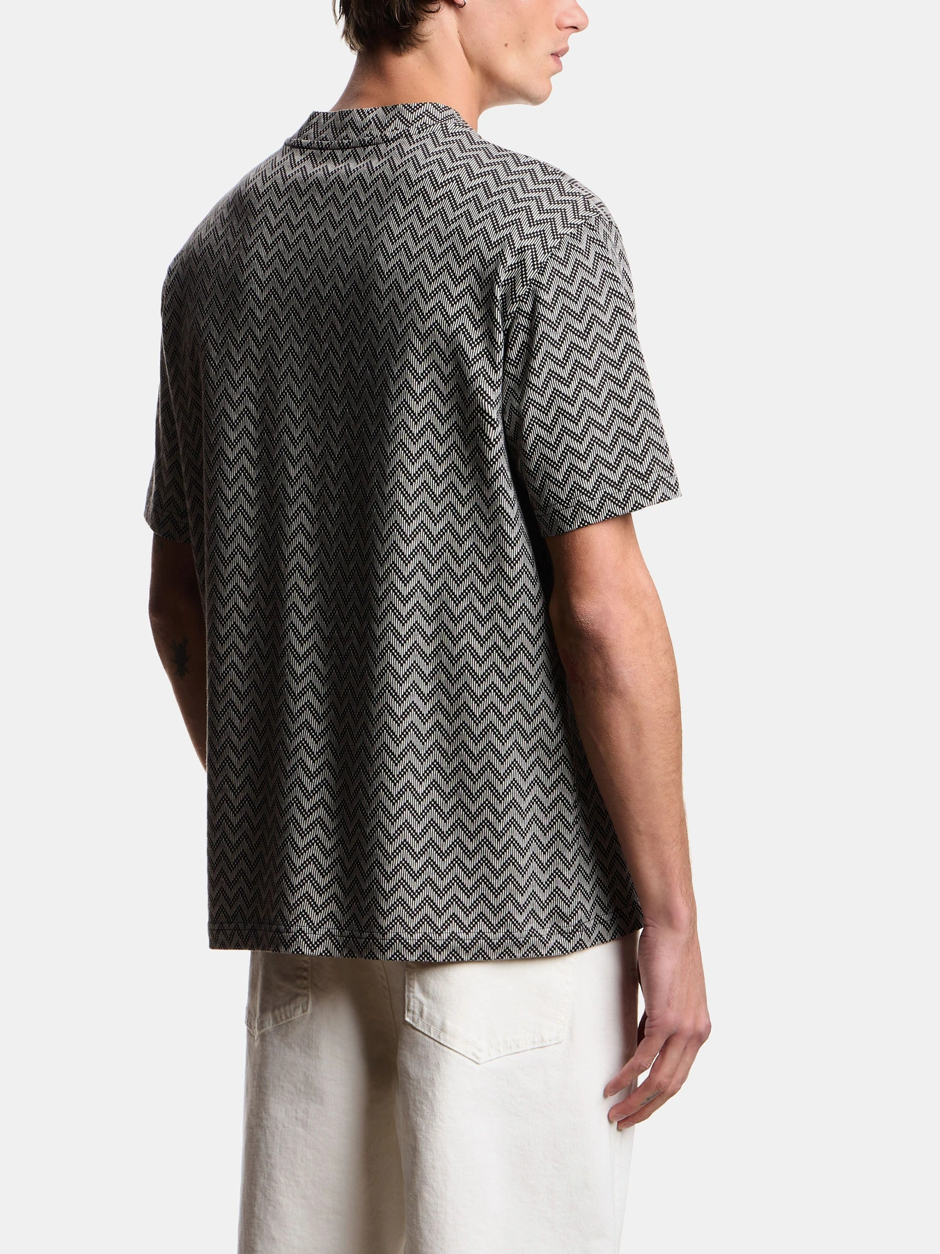 Футболки и поло Emporio Armani модель EM005546-AF25181-F1008 Футболки и поло Emporio Armani модель EM005546-AF25181-F1008 Фото