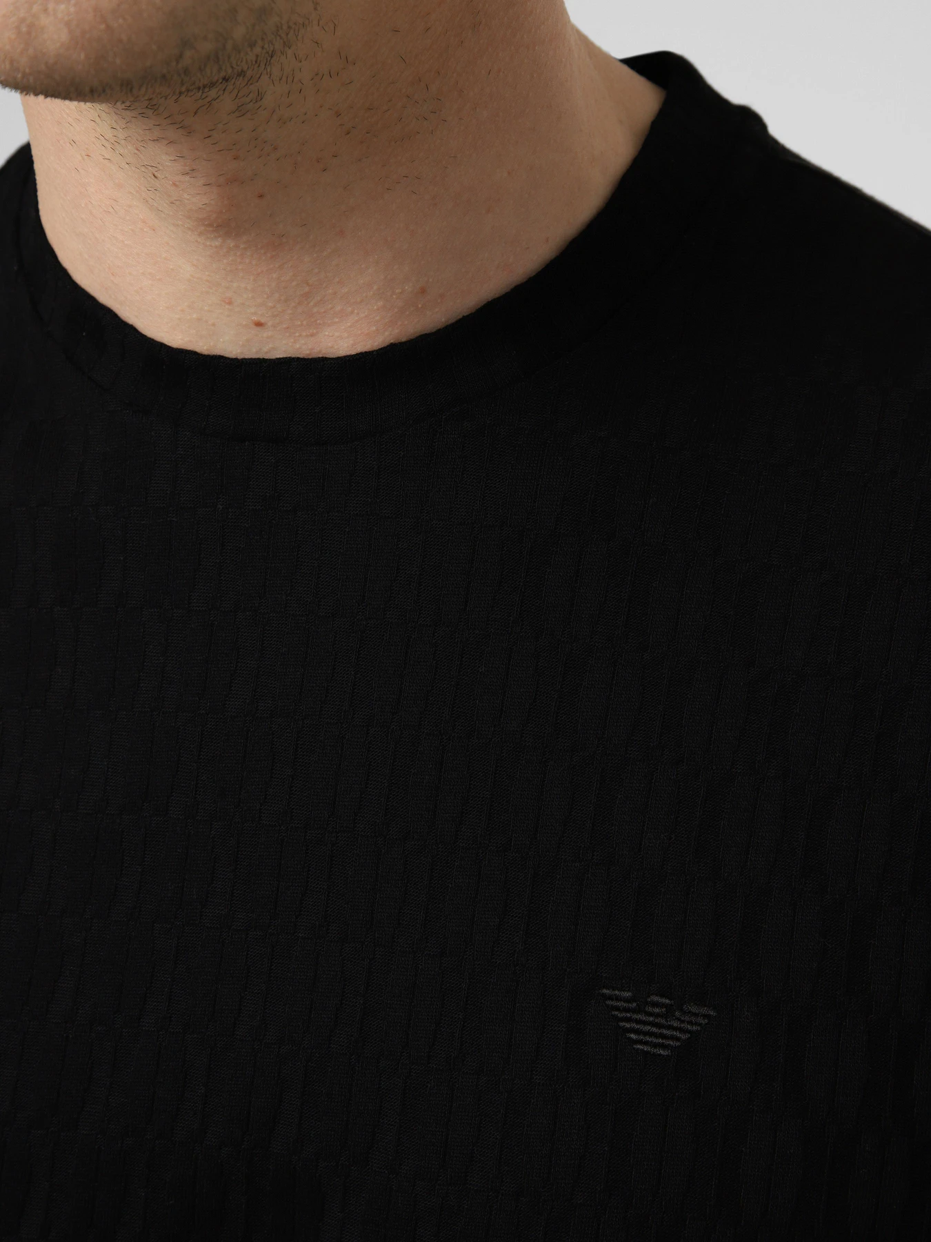 Футболки и поло Emporio Armani модель EM005699-AF25298-UC001 Футболки и поло Emporio Armani модель EM005699-AF25298-UC001 Фото