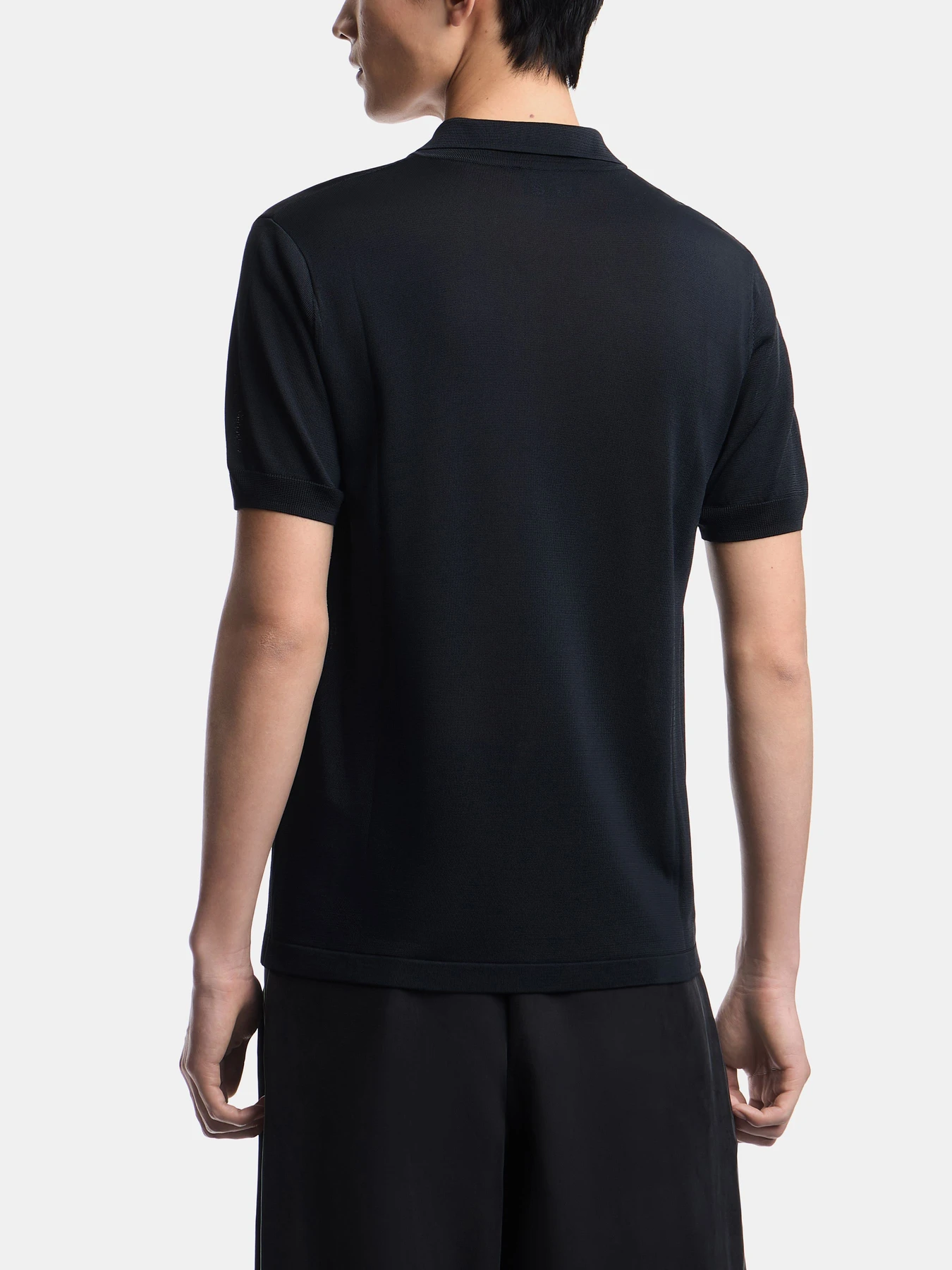 Футболки и поло Emporio Armani модель EM005709-AF25741-UB109 Футболки и поло Emporio Armani модель EM005709-AF25741-UB109 Фото