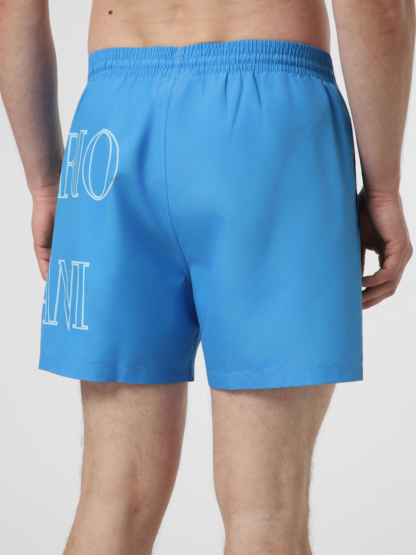 Одежда для пляжа Emporio Armani модель EM000583-AF20434-UB025 Одежда для пляжа Emporio Armani модель EM000583-AF20434-UB025 Фото