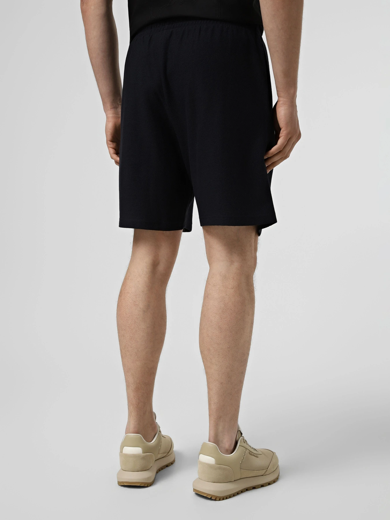 Одежда для пляжа Emporio Armani модель EM000683-AF20429-UB102 Одежда для пляжа Emporio Armani модель EM000683-AF20429-UB102 Фото