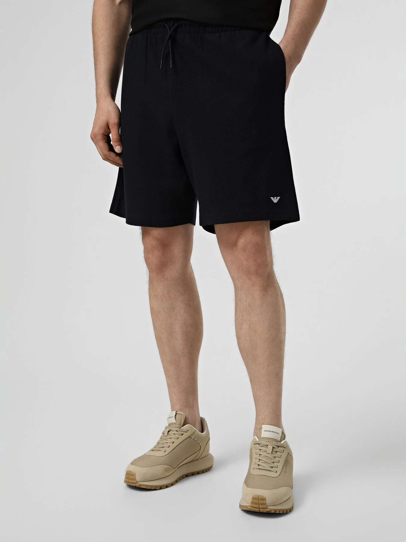 Одежда для пляжа Emporio Armani модель EM000683-AF20429-UB102 Одежда для пляжа Emporio Armani модель EM000683-AF20429-UB102 Фото