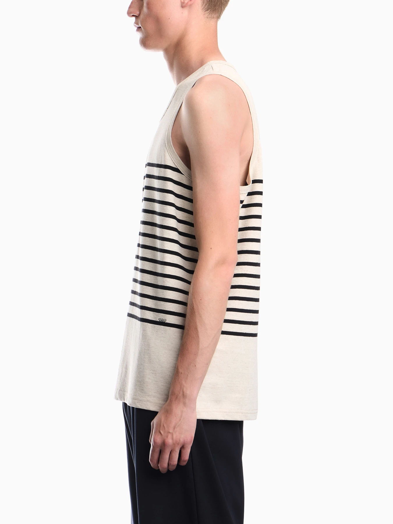 Футболки и поло Emporio Armani модель EM006928-AF28307-F1001 Футболки и поло Emporio Armani модель EM006928-AF28307-F1001 Фото